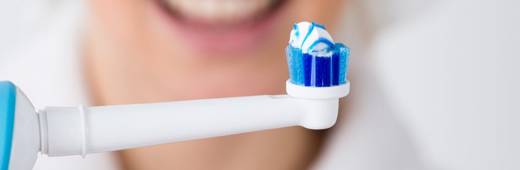 Oral-B Electric Toothbrush Replacement Heads Guide by a Dentist