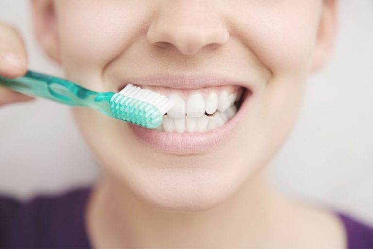 Brushing during pregnancy Online Dentist